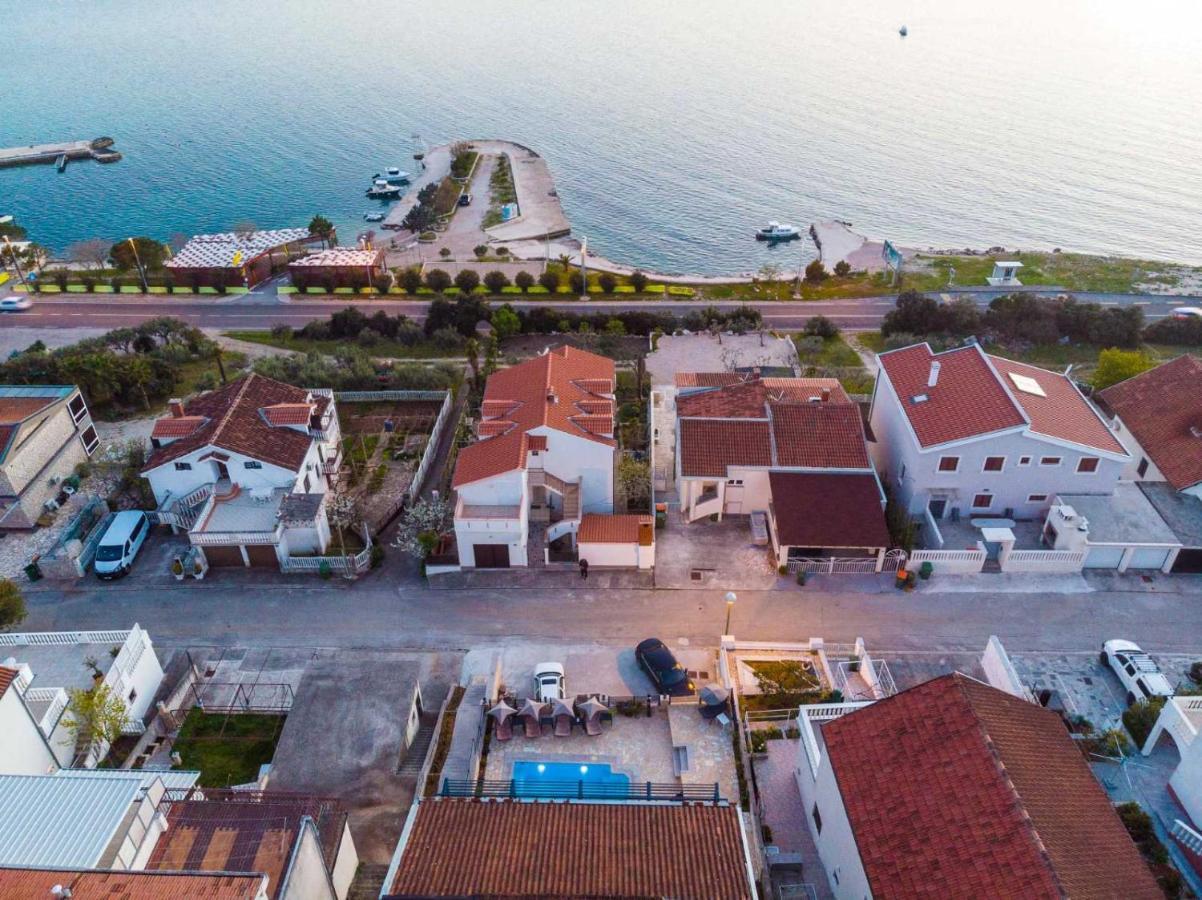 סבטי פטר Villa Maris מראה חיצוני תמונה